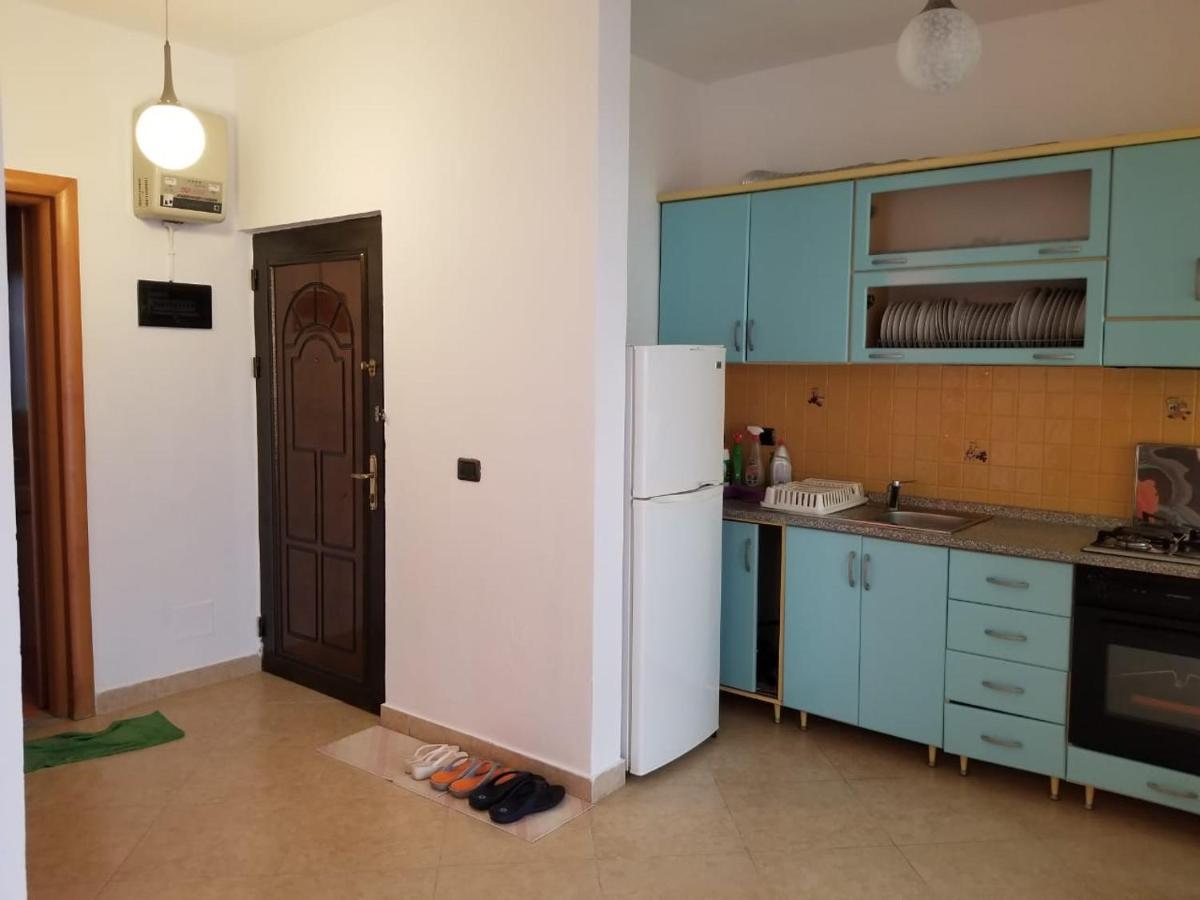 Dea Apartment Дуррес Экстерьер фото