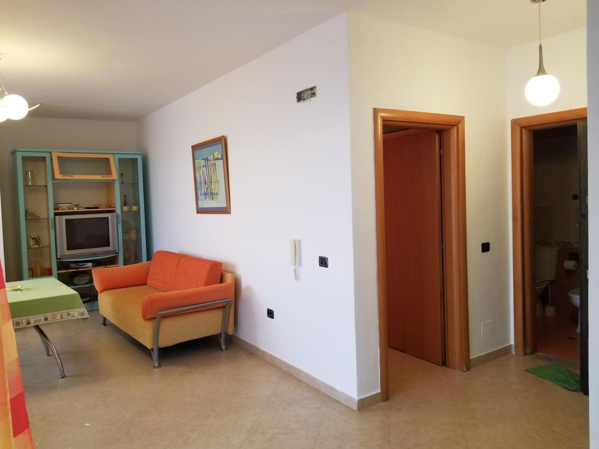 Dea Apartment Дуррес Экстерьер фото