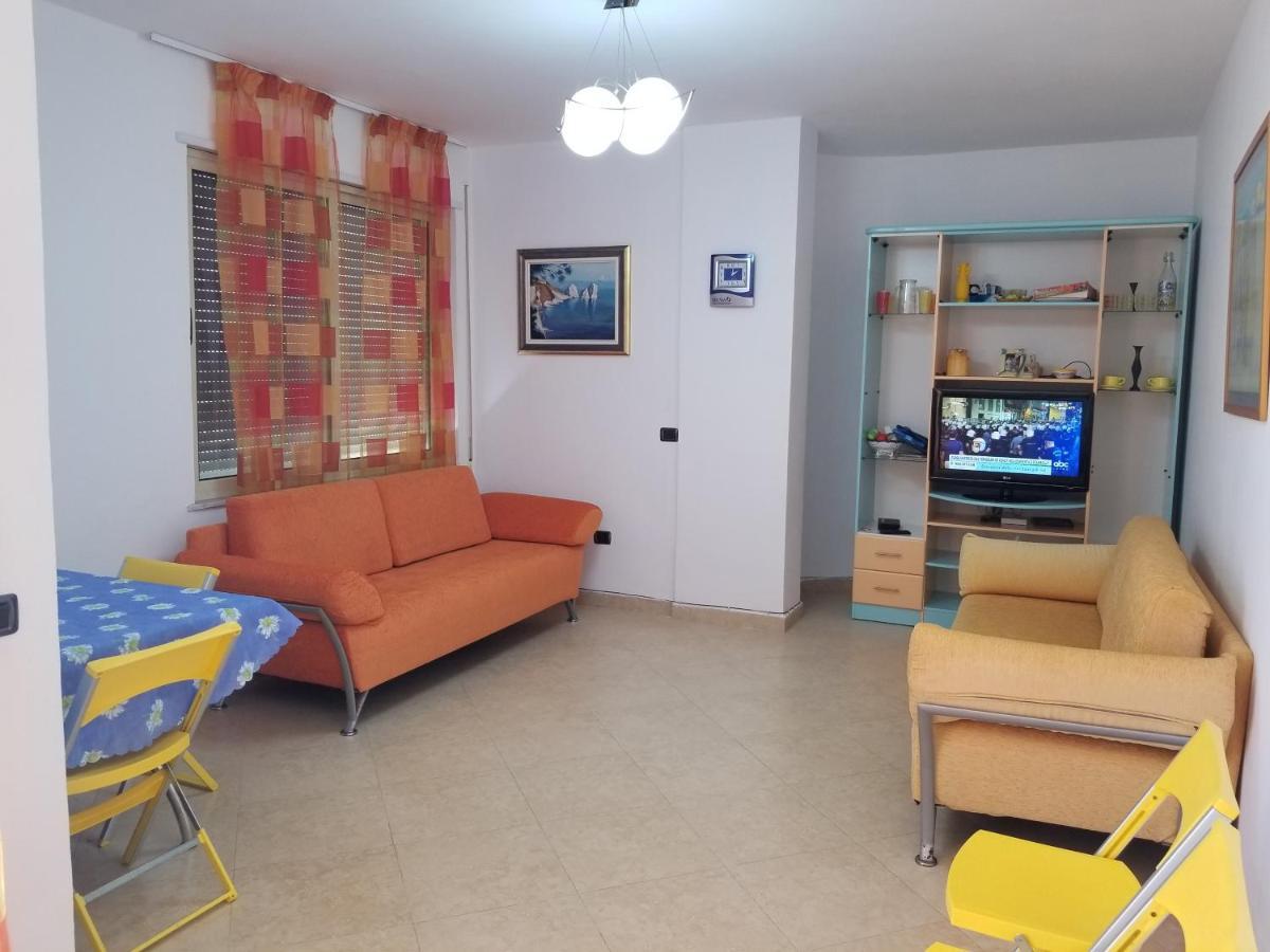 Dea Apartment Дуррес Экстерьер фото